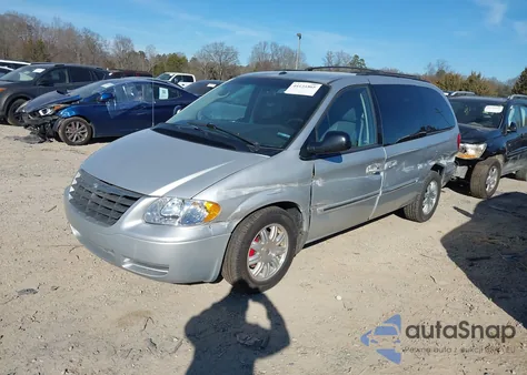 2007 Chrysler Town & Country Touring from USA, damaged, VIN 2A4GP54L07R273025
